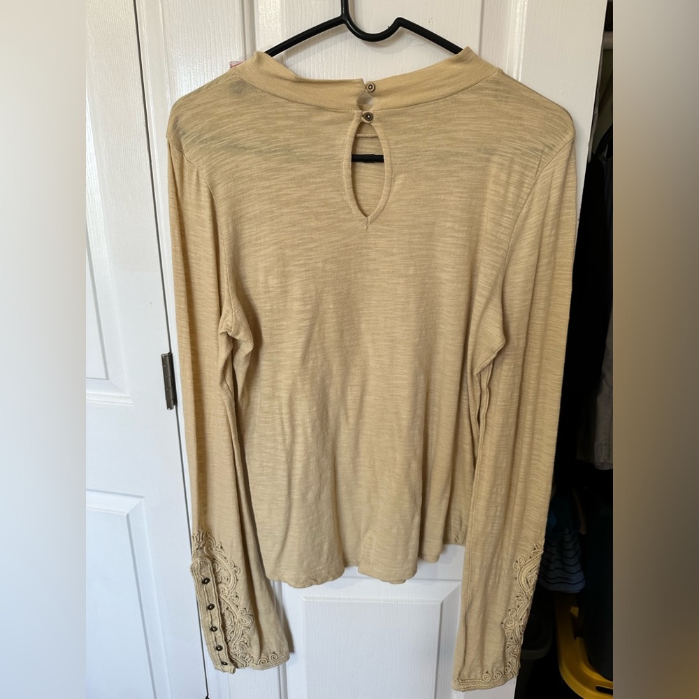 NWT FREE PEOPLE “HOOKED ON YOU” MOCK NECK TOP IN WHEAT SIZE MED - Picture 5 of 13